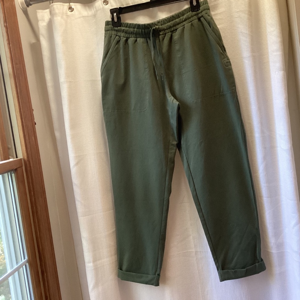 LNWOT Life Is Good Crusher-Flex Pant * Small*